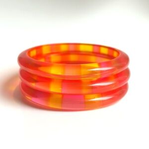 Vibrant Vintage DuPont Orange and Pink Set of 3 Lucite Bangle Bracelets
